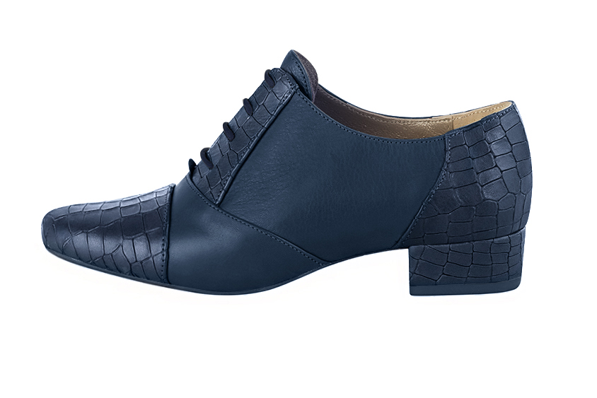 Denim blue women's essential lace-up shoes. Round toe. Low block heels. Profile view - Florence KOOIJMAN